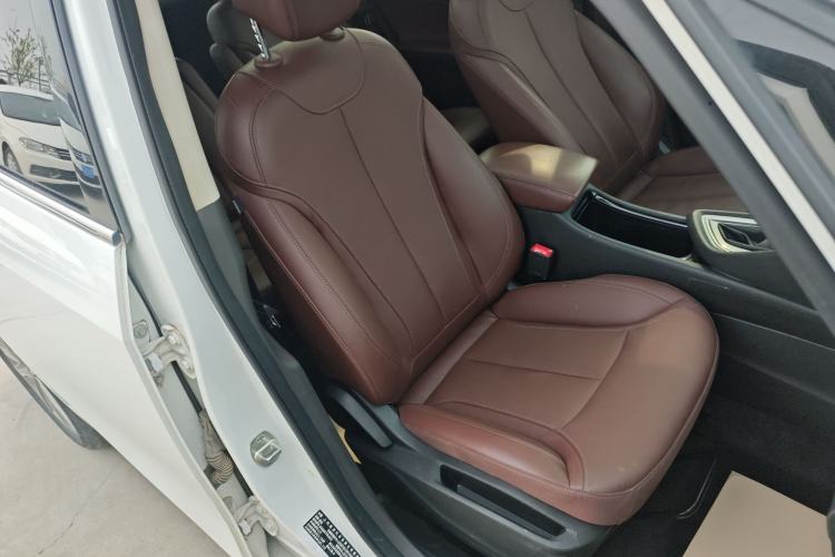 Used Buick GL6 2019 18T 6-Seater Connected Luxury Version China VI Standard
