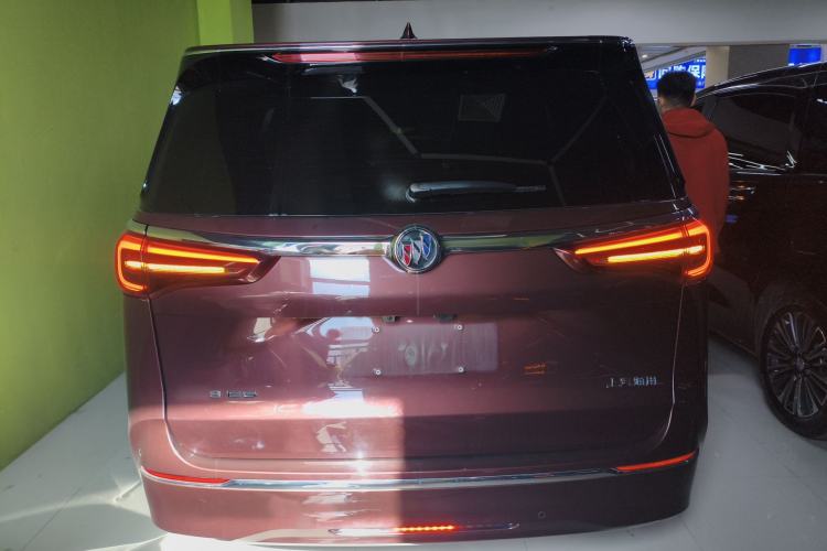 Used Buick GL8 2023 ES Lu Zun Luxury Edition and Yue Version Rear