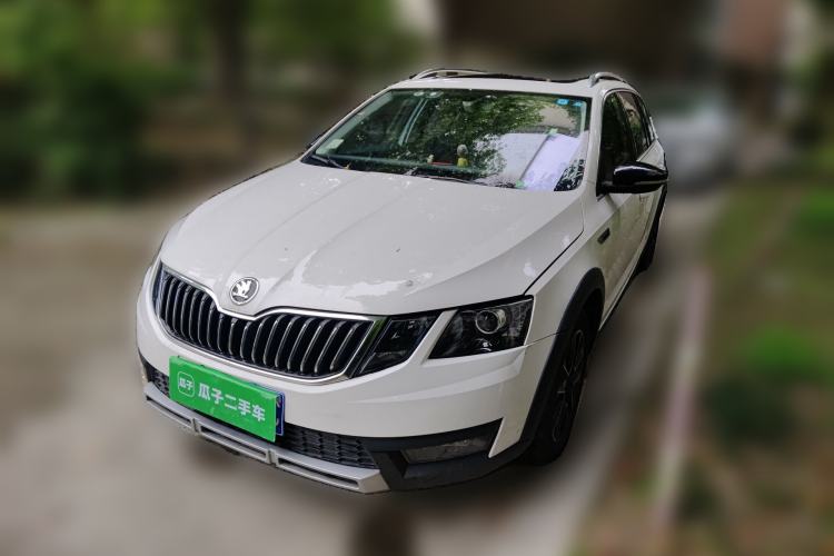 Used Skoda Octavia 2018 Station Wagon TSI230 DSG Luxury Edition