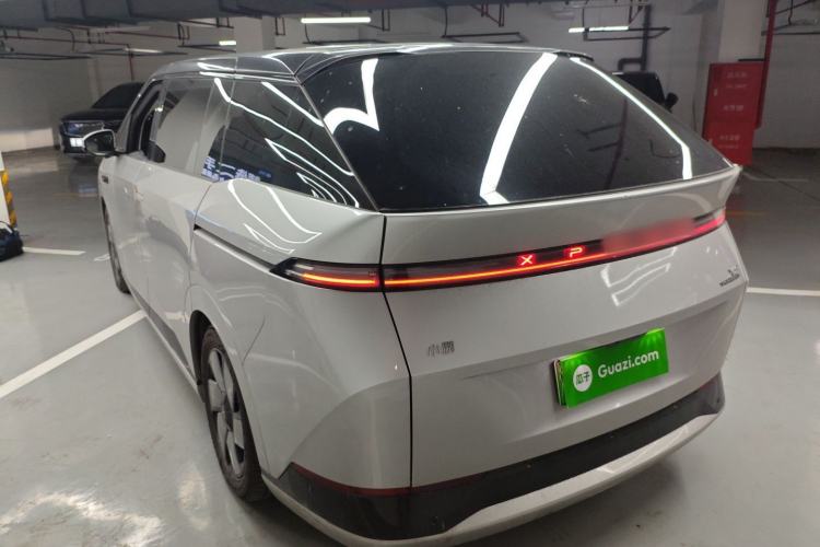 Used XPeng X9 2024 610 Long-Range Pro
