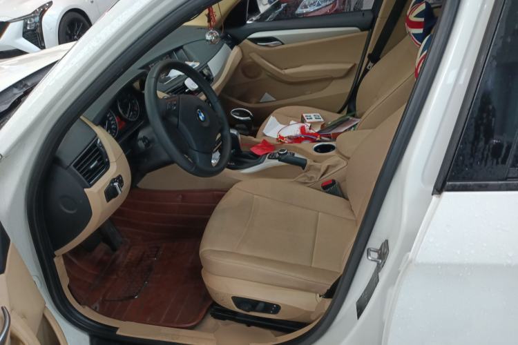 Used BMW X1 2012 sDrive18i Luxury Edition