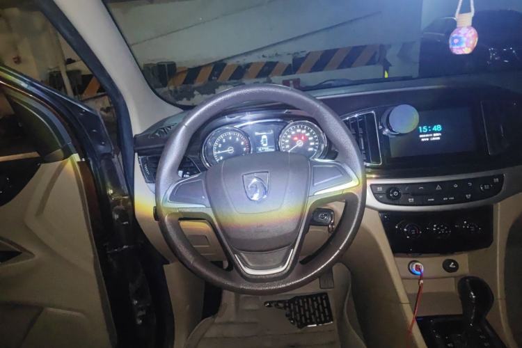 Used Baojun 730 2016 1.8L iAMT Comfort Version 7 Seats Steering Wheel