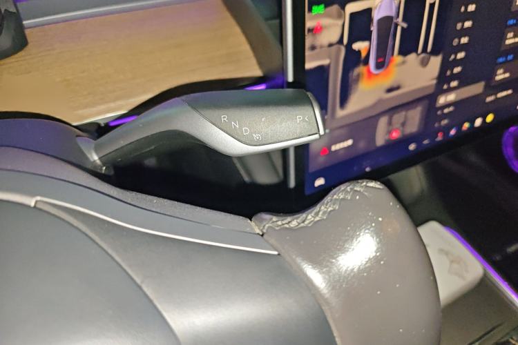 Used Tesla Model Y 2022 Rear-Wheel-Drive Version
