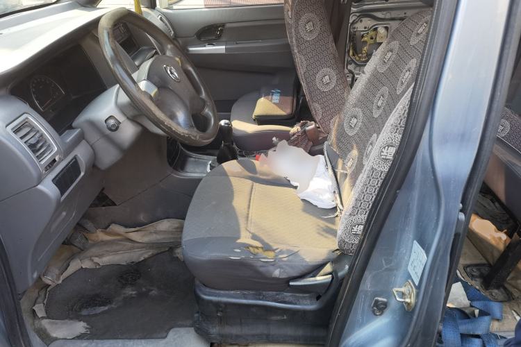 Used Dongfeng Shuaike 2010 1.6L Manual Utility Version
