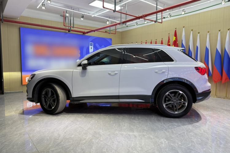 Used Audi Q3 2021 35 TFSI Advanced Style Edition Exterior 4