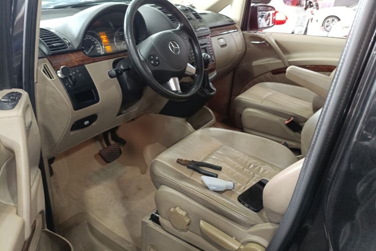 Used Mercedes-Benz Viano 2013 3.0L Comfort Edition Driver Seat