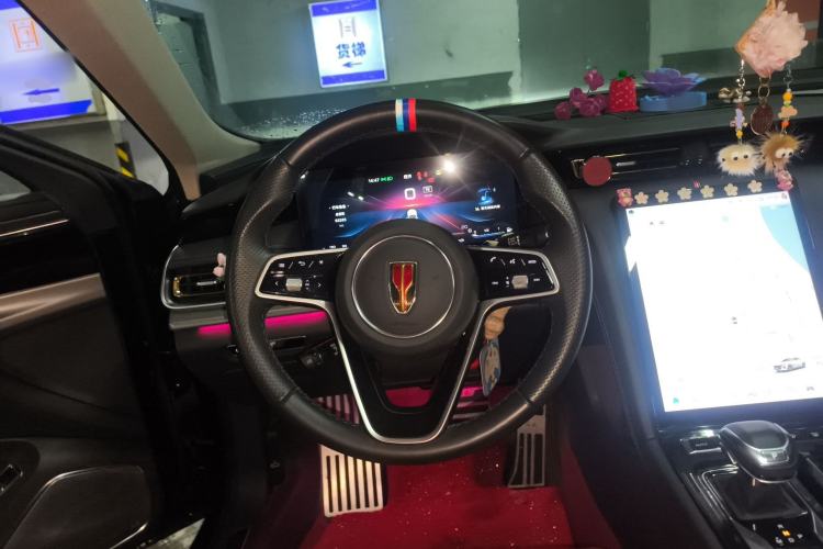 Used Hongqi H5 2023 2.0T Automatic Smart Connect Flagship Edition Steering Wheel