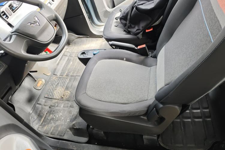 Used Wuling Hongguang MINIEV 2022 Easy Version Lithium Iron Phosphate Left Front Seat