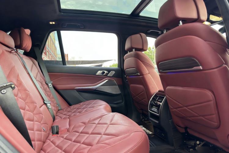 Used BMW X5 2022 Restyled xDrive 30Li Luxury Version M Sport Package
