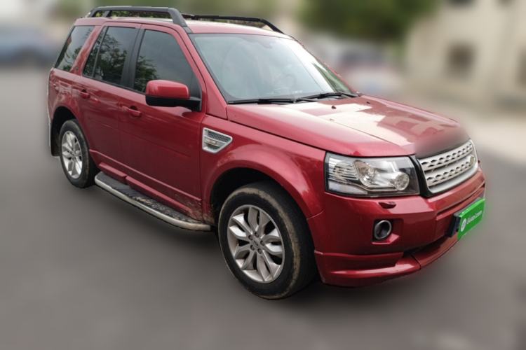 Used Land Rover Freelander 2 2013 2.0T Si4 Dynamic Limited Edition Front Right 45 Deg