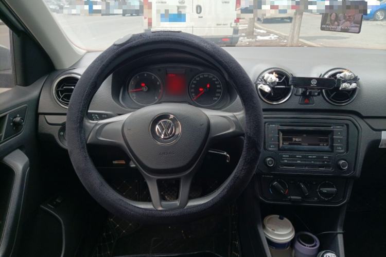 Used Volkswagen Jetta 2017 1.5L Manual Fashion Edition