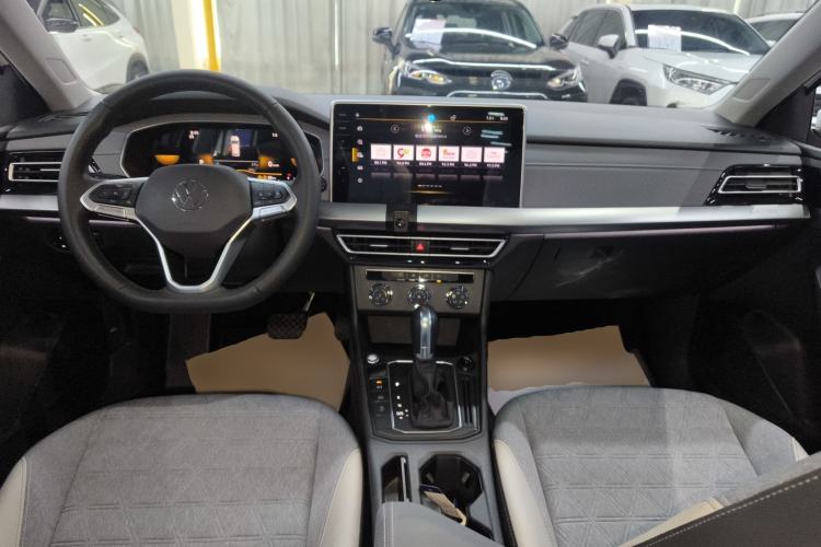 Used Volkswagen Lavida 2023 Revised Version 1.5L Automatic – Full-Option Edition