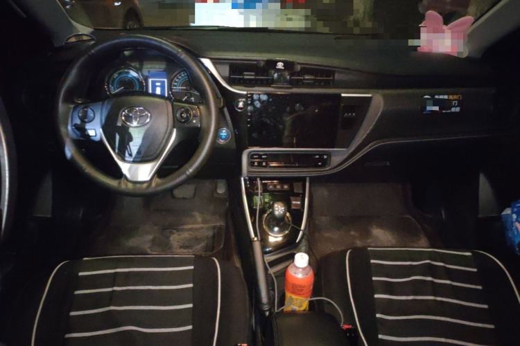 Used Toyota Levin 2017 Revised Dual-Engine 1.8H GS E-CVT Elite Sunroof Version China V Standard
