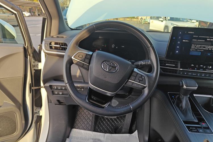 Used Toyota Sienna 2021 2.5L Hybrid Ultimate Edition