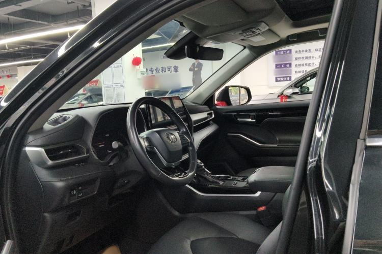 Used Toyota Highlander 2022 Dual-Engine 2.5L Four-Wheel Drive Prestige Version 7 Seats Left Front Seat