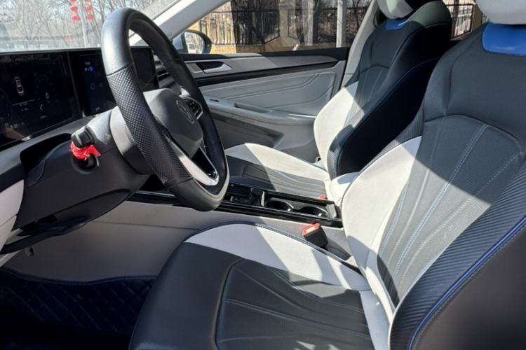 Used Volkswagen Lamando 2022 Lavida L 280TSI DSG Cool & Spicy Edition
