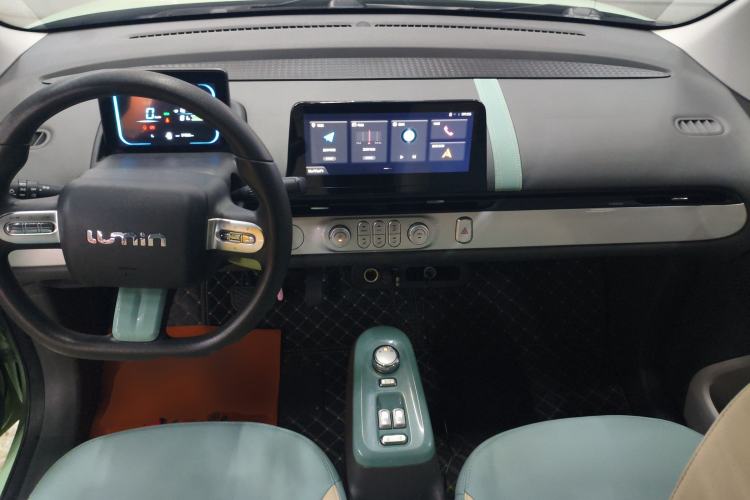 Used CHANGAN NEVO Lumin 2022 155 km – Refreshingly Sweet Edition Center Console