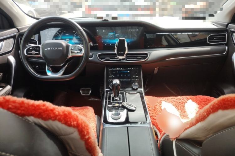 Used JETOUR X95 2020 1.6T DCT Exploration Pro Edition 6-seater Center Console