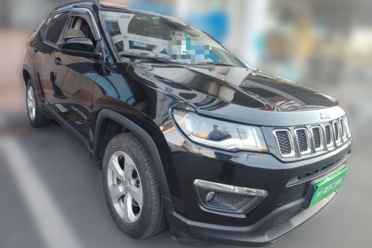 Used Jeep Compass 2017 200T Automatic Family Edition Front Right 45 Deg