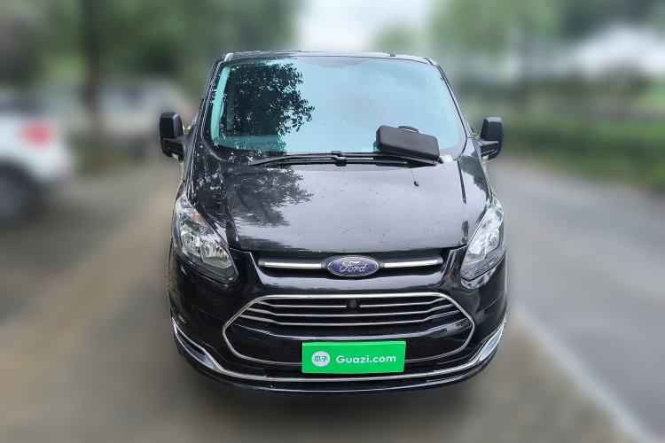 Used Ford Transit 2019 2.0T Gasoline Automatic Multi-Function Commercial Vehicle Short Wheelbase Low Roof 6-Seater China VI Standard
