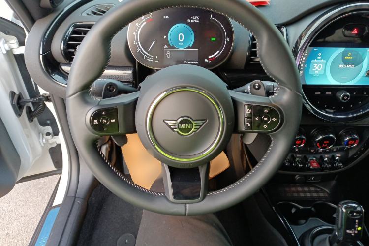 Used MINI Clubman 2023 Revised 2.0T COOPER S Connoisseur