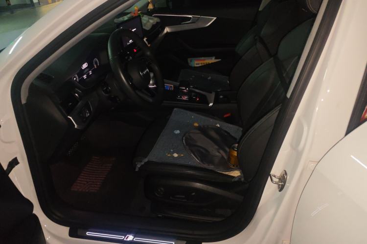 Used Audi A4L 2021 40 TFSI Enjoy Life Edition Driver Seat