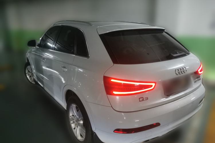 Used Audi Q3 2015 30 TFSI Comfort Model Rear Left 45 Deg