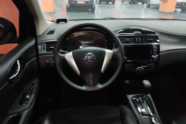 Used Nissan Tiida 2014 1.6L CVT Smart Model Steering Wheel