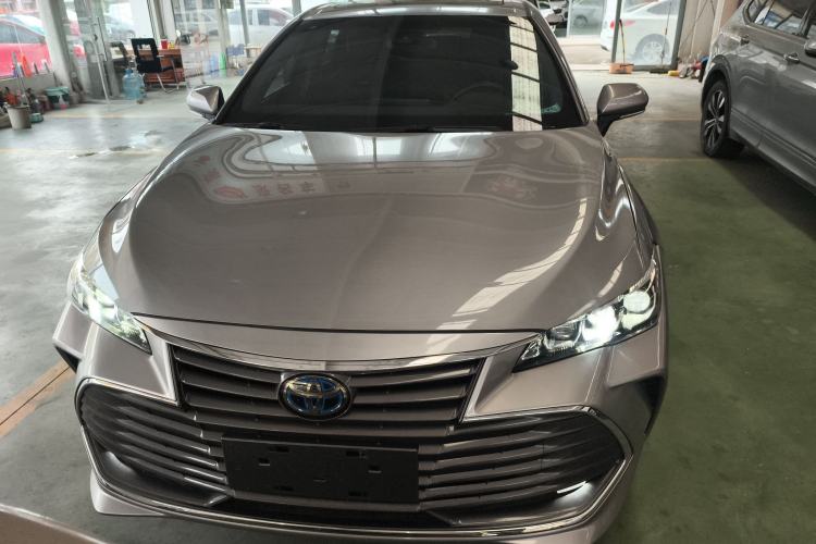 Used Toyota Avalon 2019 Dual-Engine 2.5L Luxury Edition China VI Standard Front