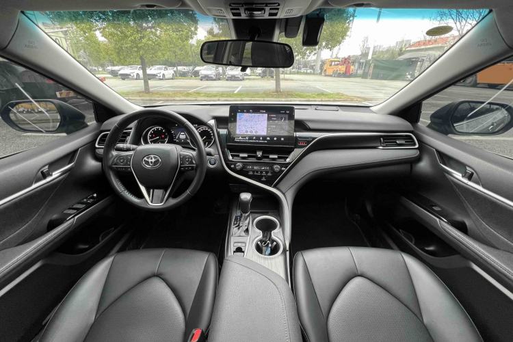 Used Toyota Camry 2023 2.0G Luxury Edition Audio And AC Panel