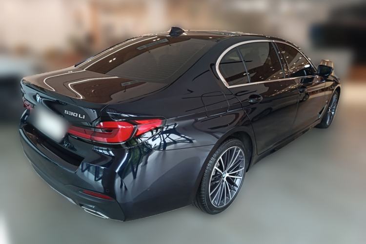 Used BMW 5 Series 2022 530Li Leading Model M Sport Package Rear Right 45 Deg