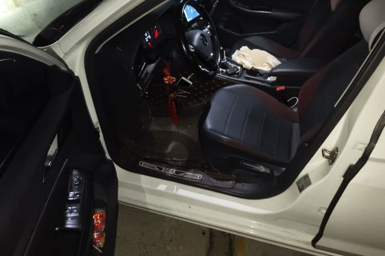 Used Volkswagen Bora 2020 1.5L Automatic Elite Version Driver Seat