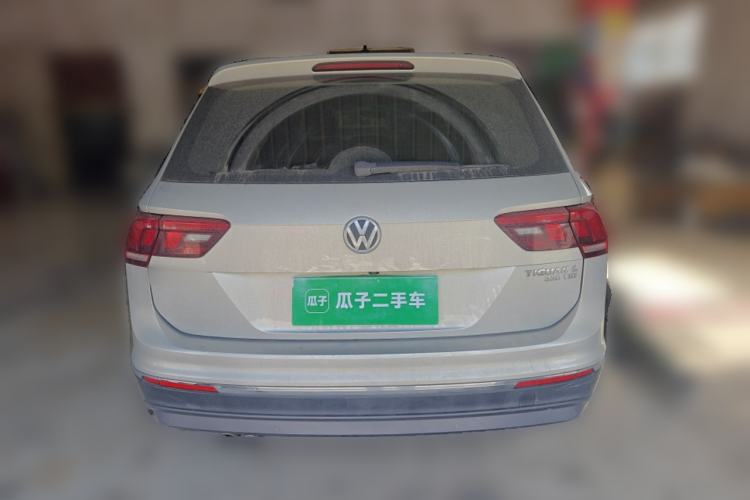 Used Volkswagen Tiguan L 2017 330TSI Automatic Two-Wheel Drive Luxury Edition
