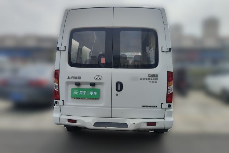 Used SAIC MAXUS Xintu V80 2018 2.5T 6-Speed Manual Aoyuntong Short Wheelbase Mid-Height 5-6 Seater