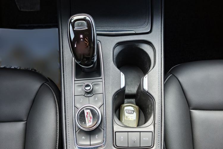 Used Cadillac XT4 2020 28T Two-Wheel-Drive Leading Version