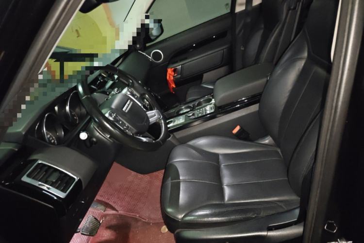 Used Land Rover Discovery 2017 3.0 SC V6 SE Left Front Seat