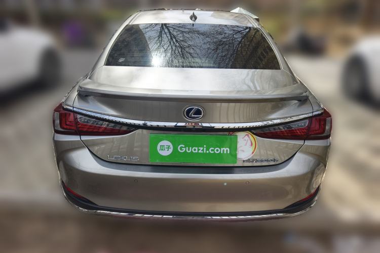 Used Lexus ES 2020 260 Deluxe Edition
