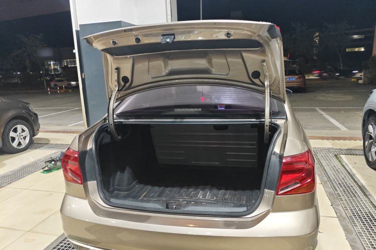 Used Volkswagen Jetta 2017 1.5L Automatic Fashion Model