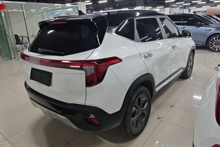 Used Kia Seltos 2023 1.5L CVT Luxury Edition Rear Right 45 Deg