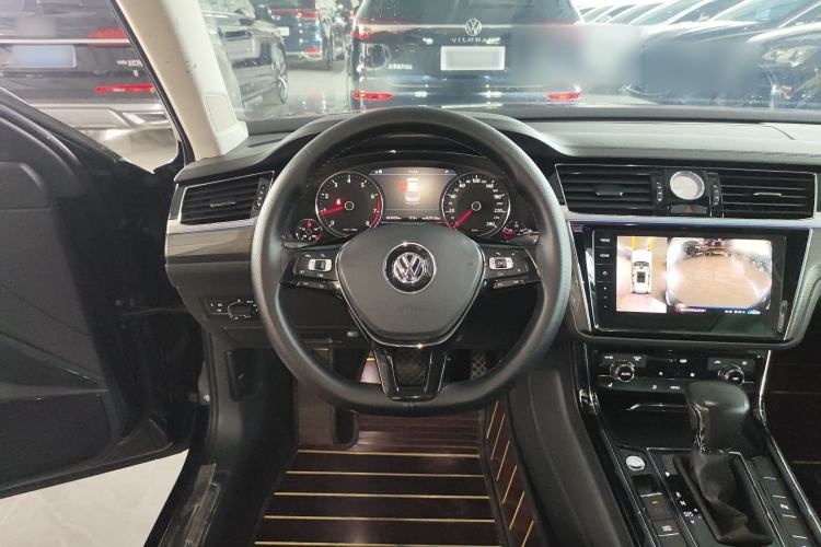 Used Volkswagen Phideon 2019 380TSI Two-Wheel Drive Business Edition China VI Standard
