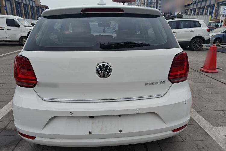 Used Volkswagen Polo 2014 1.6L Automatic Luxury Edition
