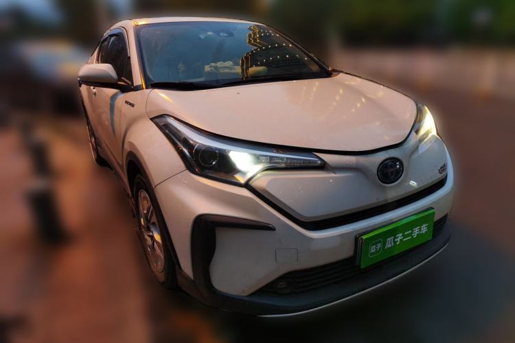 Used Toyota IZOA EV 2020 E·Smart Edition Front Right 45 Deg