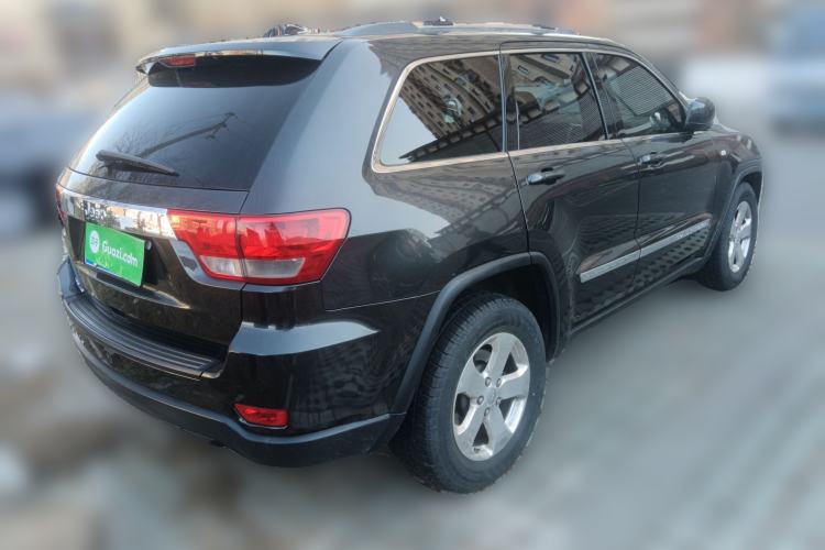 Used Jeep Grand Cherokee 2011 3.6L Comfort Edition
