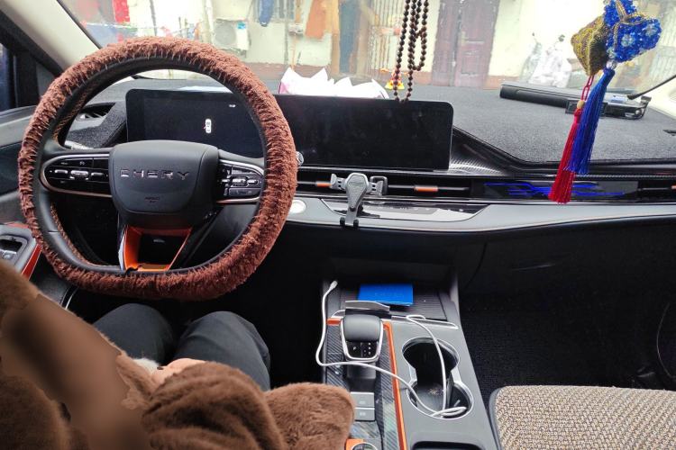 Used Chery Arrizo 5 GT 2023 1.5T CVT Enjoy Center Console