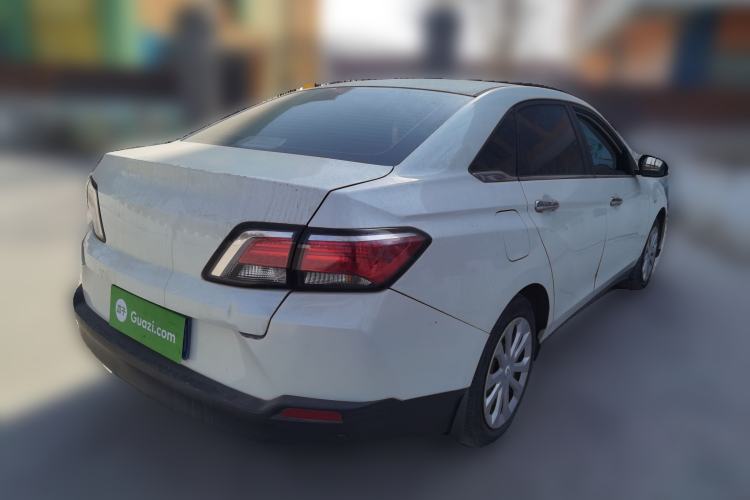 Used Venucia D60 2019 100 000 Glory 1.6L Entry Manual ChenShang Edition China VI
