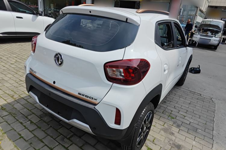 Used Dongfeng NAMMI BOX 2022 Revised Light Wind Edition 201 km Standard Version