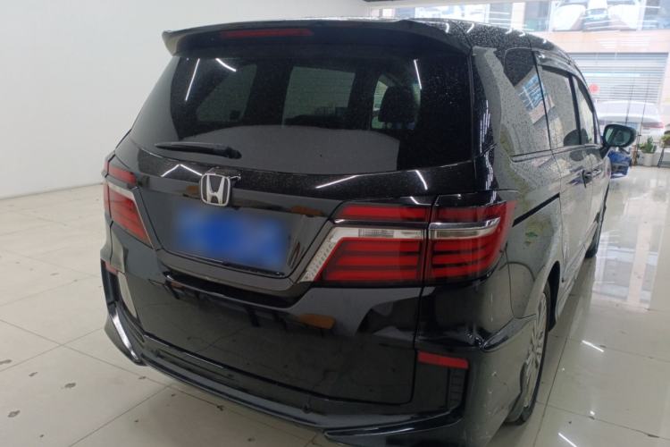 Used Honda Elysion 2016 2.4L Supreme Edition Rear