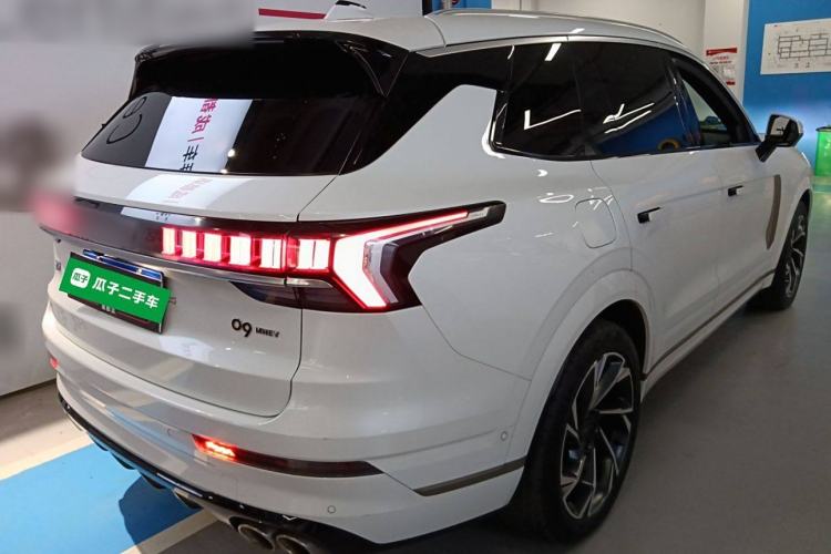 Used Lynk & Co 09 2021 2.0T Ultra Six-Seater
