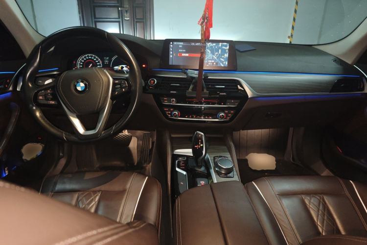 Used BMW 5 Series 2018 530Li Leading Edition Luxury Package
