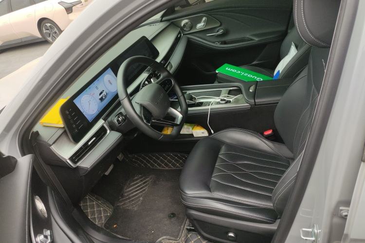 Used Chery Arrizo 8 2023 High-Performance Edition 2.0T DCT Powerfully Equipped
